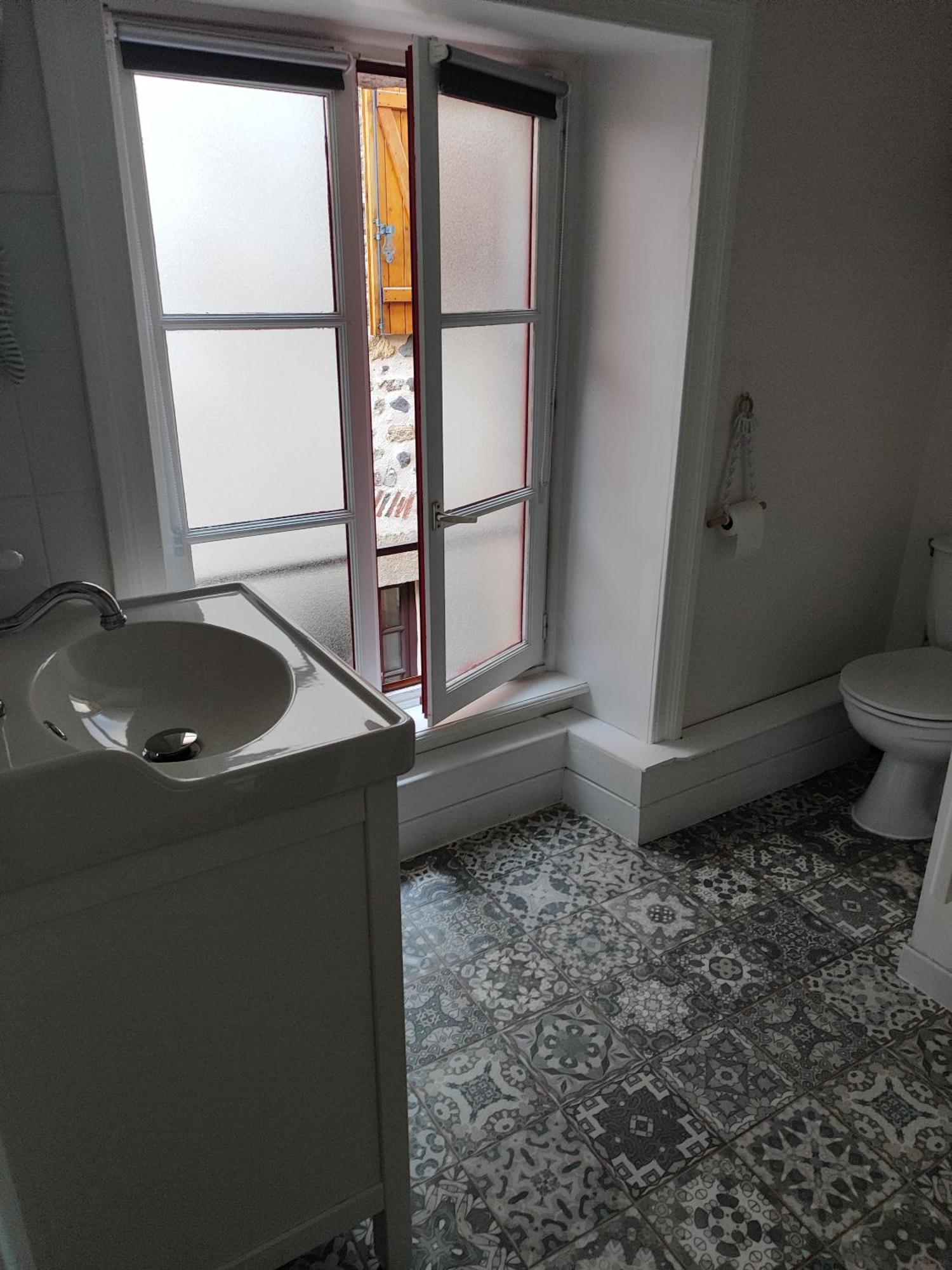Le Logis D'Hestia Apartment Billom Bagian luar foto